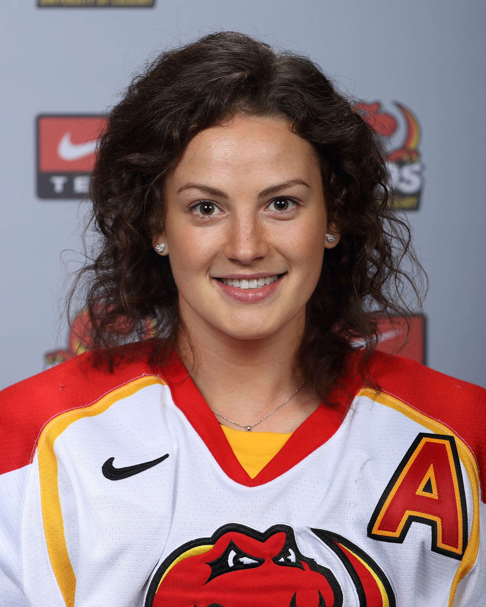 Top 10 Hottest Female Ice-Hockey Players
